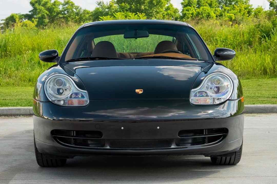 2000 Porsche 996 Carrera - Image 2 of 31