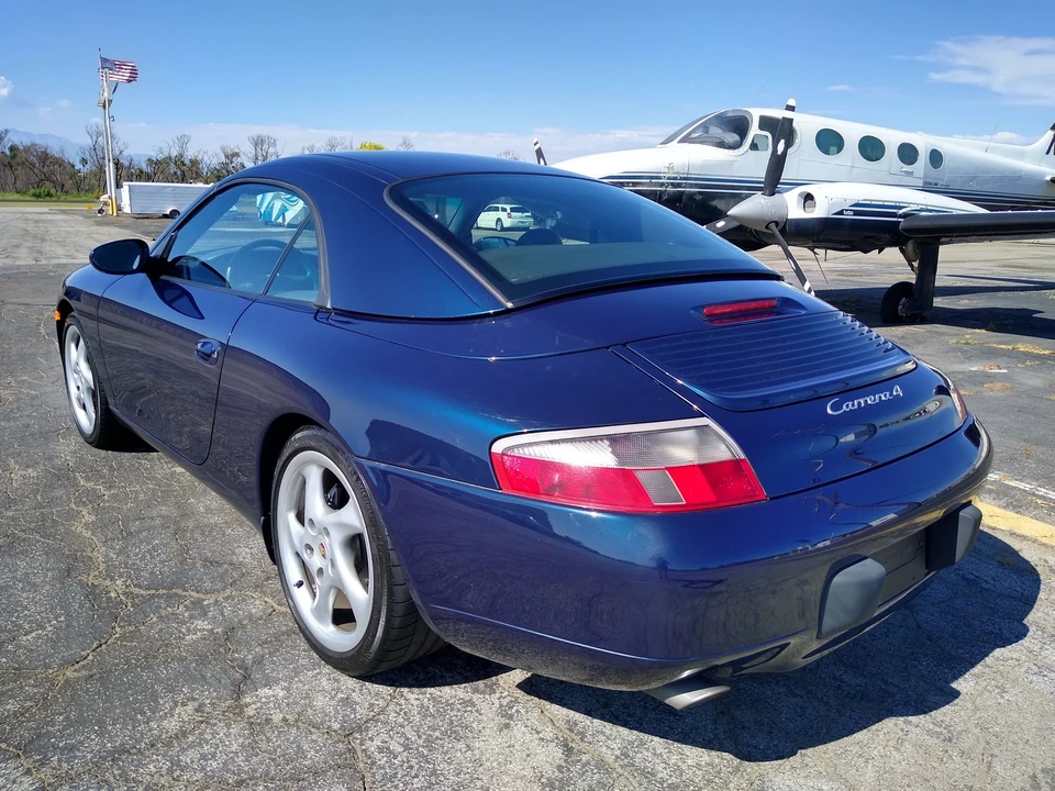 2000 Porsche 996 Carrera 4 - Image 2 of 31