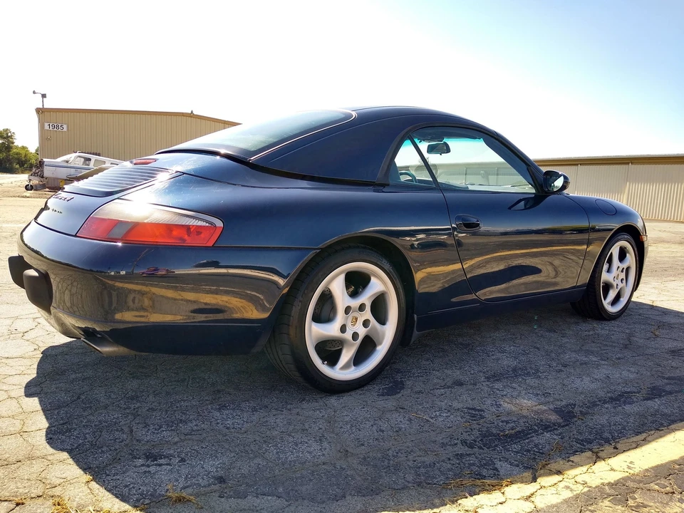 2000 Porsche 996 Carrera 4 - Image 5 of 31