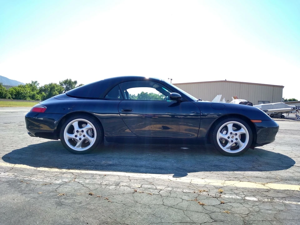 2000 Porsche 996 Carrera 4 - Image 6 of 31