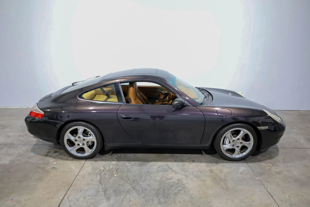 2000 Porsche 996 Carrera - Image 8 of 31