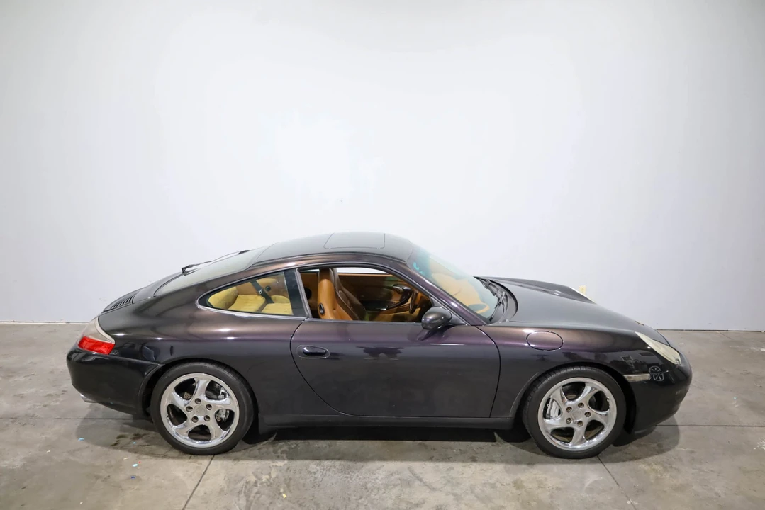 2000 Porsche 996 Carrera - Image 9 of 31