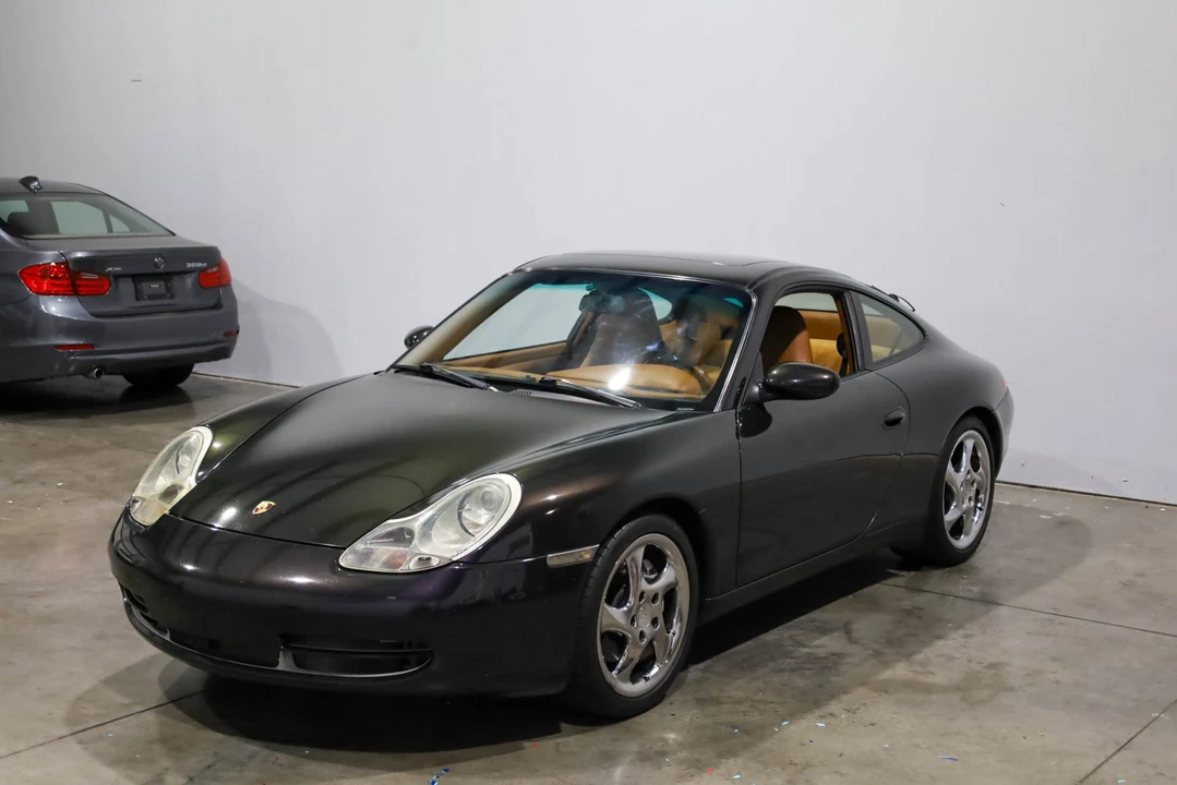 2000 Porsche 996 Carrera - Image 2 of 31