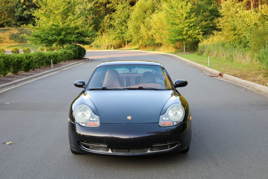 2000 Porsche 996 Carrera - Image 26 of 31