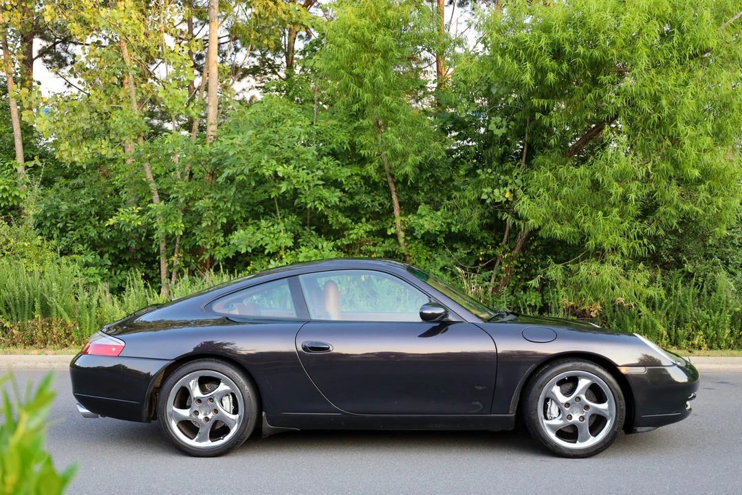2000 Porsche 996 Carrera - Image 30 of 31