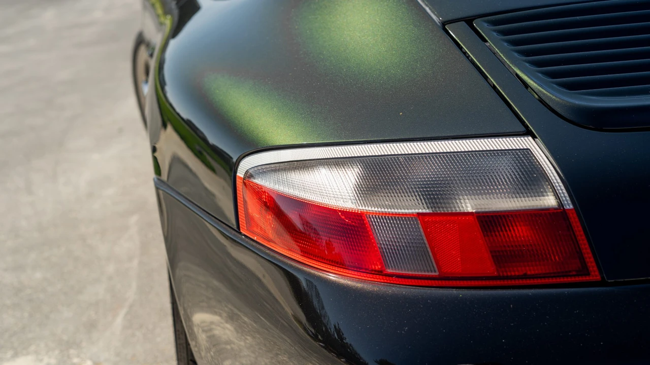 2000 Porsche 996 Carrera - Image 18 of 31