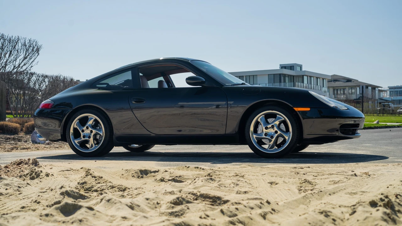 2000 Porsche 996 Carrera - Image 8 of 31
