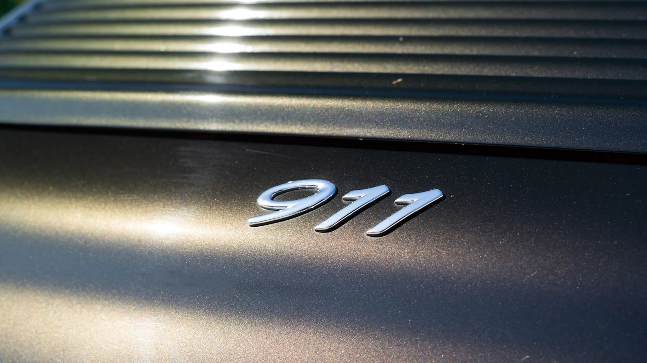 2000 Porsche 996 Carrera - Image 26 of 31