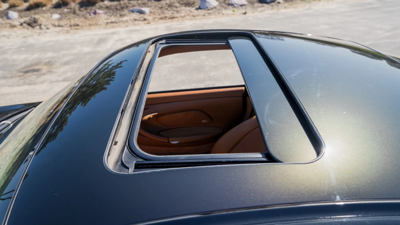 2000 Porsche 996 Carrera - Image 24 of 31