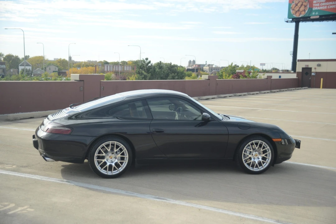 2000 Porsche 996 Carrera - Image 19 of 31