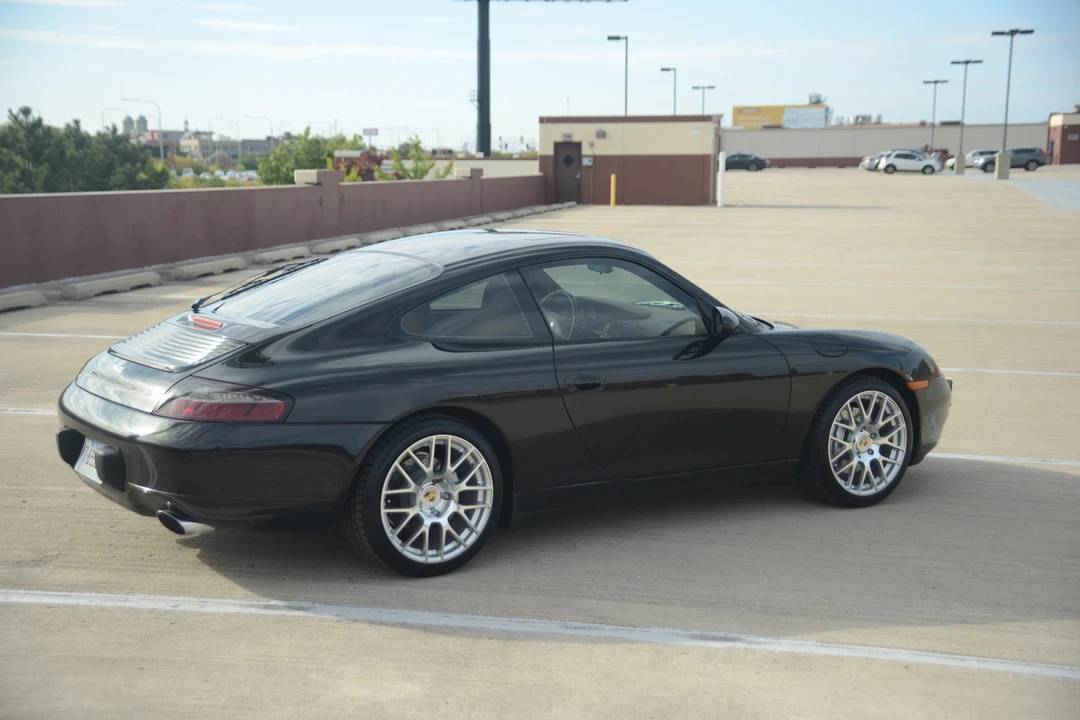 2000 Porsche 996 Carrera - Image 18 of 31