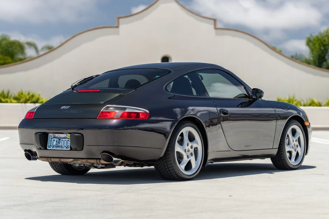 2000 Porsche 996 Carrera 4 - Image 7 of 31