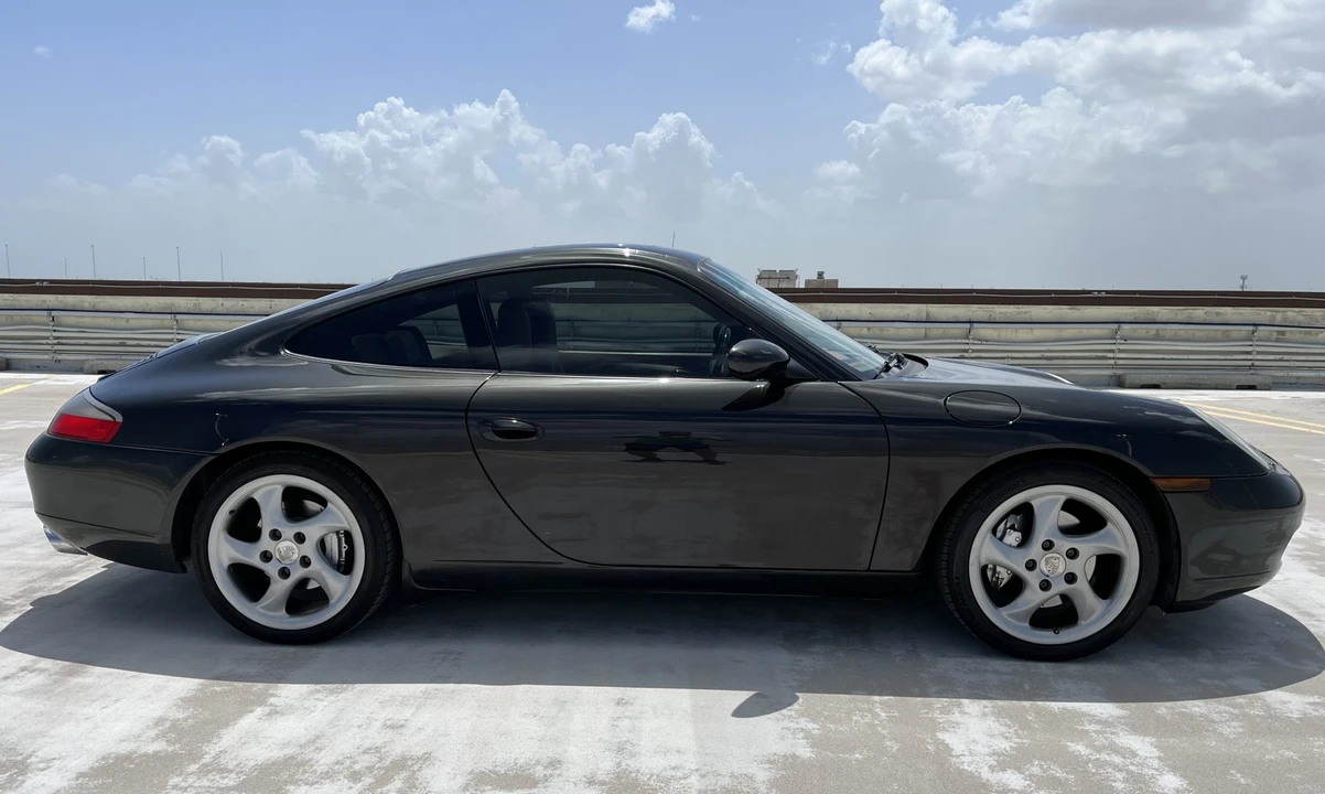 2000 Porsche 996 Carrera - Image 19 of 31