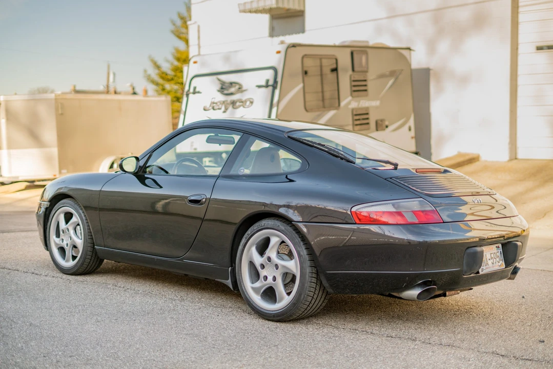 2000 Porsche 996 Carrera - Image 6 of 31