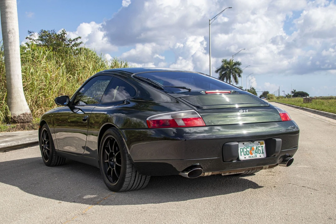 2000 Porsche 996 Carrera - Image 9 of 31