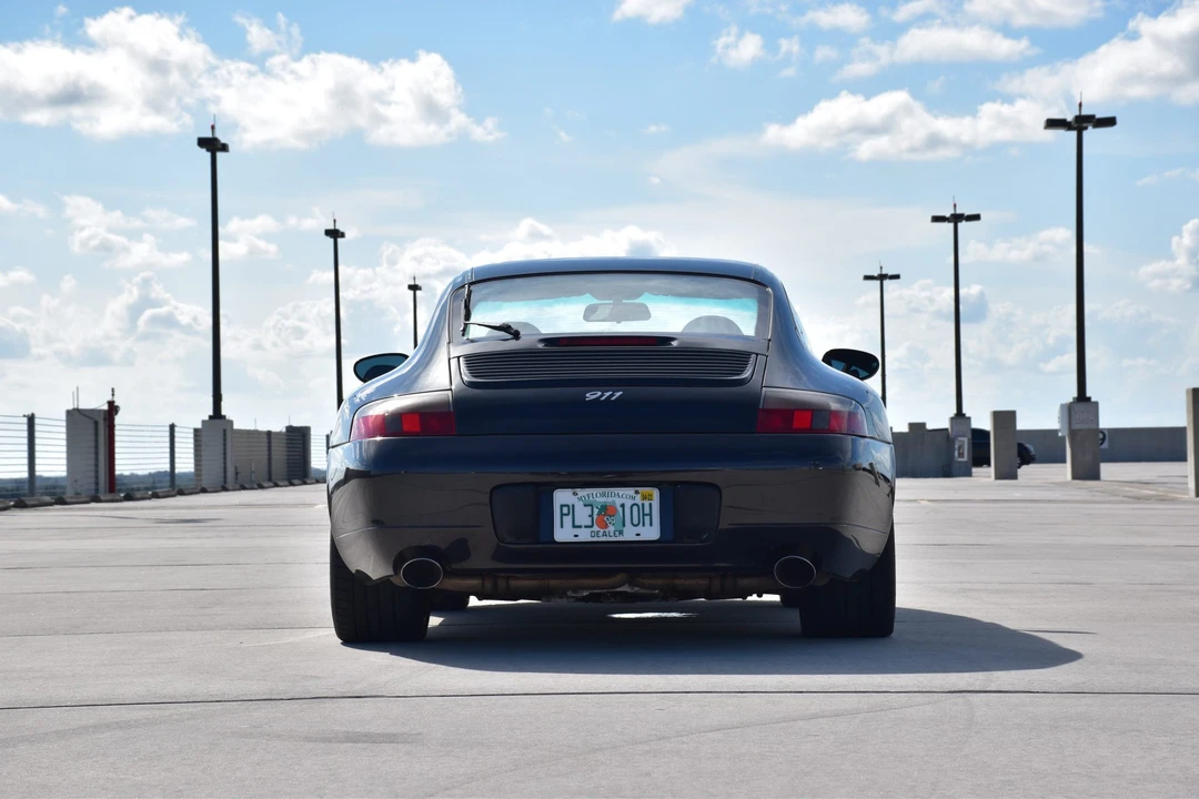 2000 Porsche 996 Carrera - Image 11 of 31