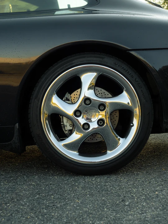 2000 Porsche 996 Carrera - Image 30 of 31