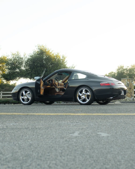 2000 Porsche 996 Carrera - Image 25 of 31