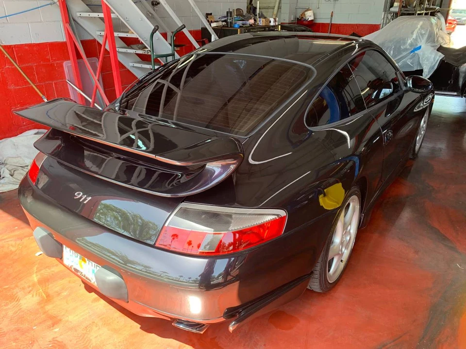 2000 Porsche 996 Carrera 4 - Image 3 of 9