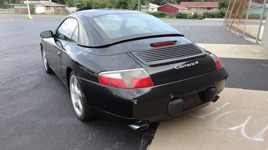 2000 Porsche 996 Carrera 4 - Image 3 of 11