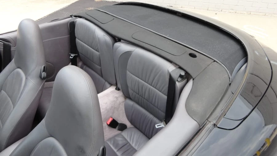 2000 Porsche 996 Carrera 4 - Image 8 of 11