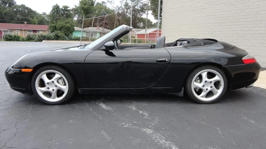 2000 Porsche 996 Carrera 4 - Image 10 of 11