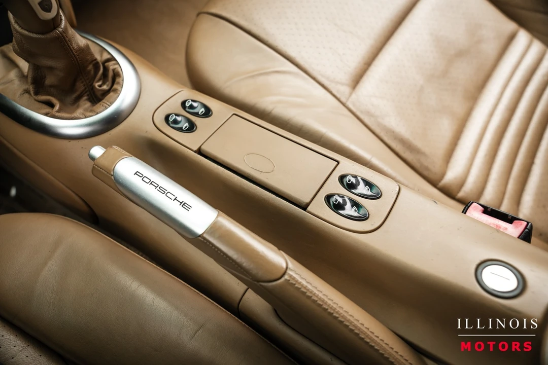 2000 Porsche 996 Carrera 4 - Image 24 of 31
