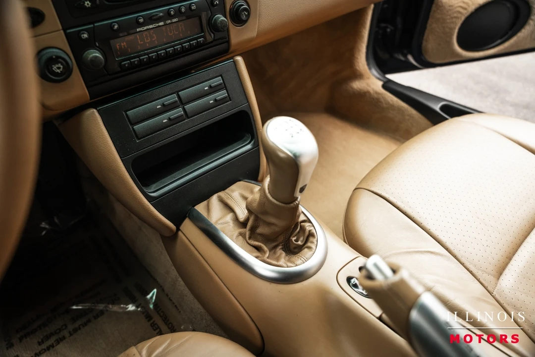 2000 Porsche 996 Carrera 4 - Image 23 of 31