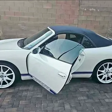 2000 Porsche 911 Carrera 4S Coupe
