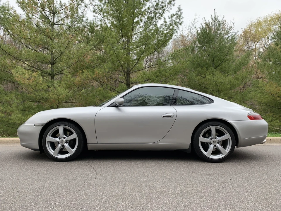 2000 Porsche 996 Carrera - Image 9 of 31