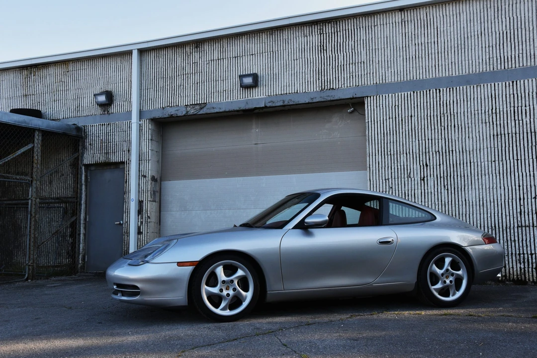 2000 Porsche 996 Carrera - Image 25 of 31
