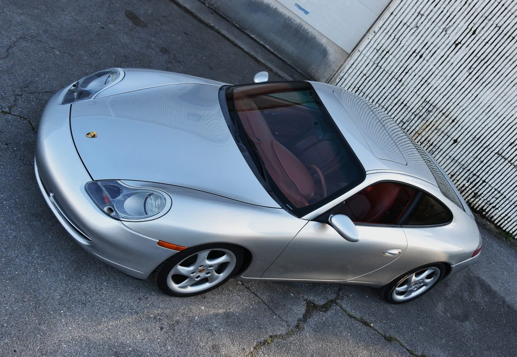 2000 Porsche 996 Carrera - Image 26 of 31