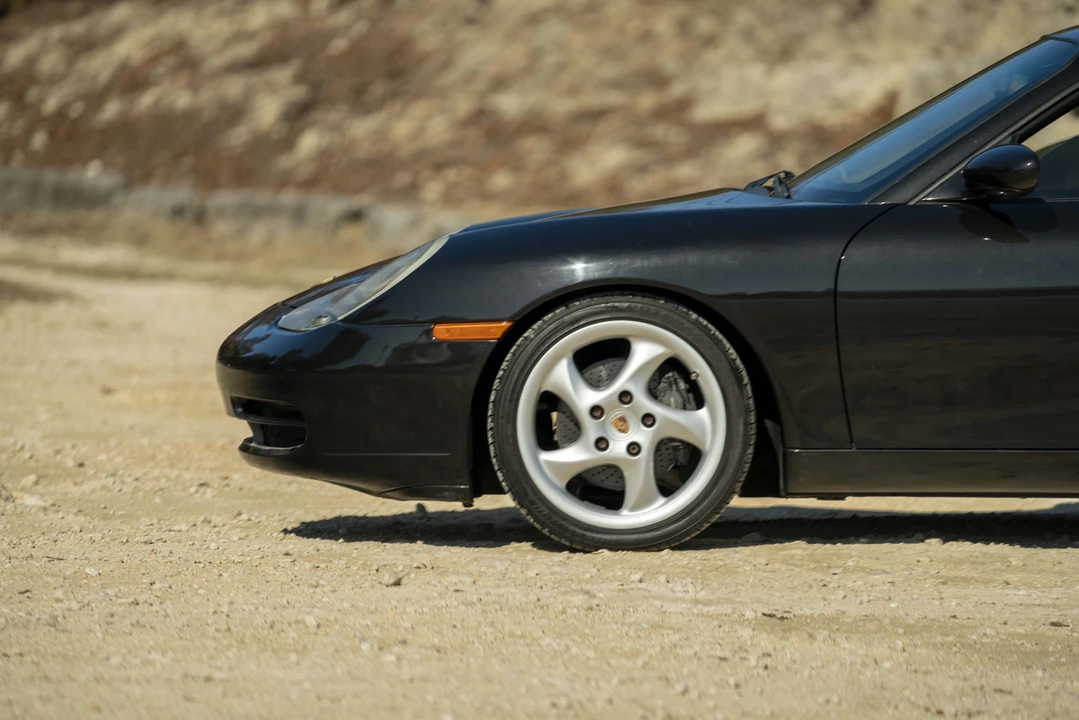 2000 Porsche 996 Carrera - Image 18 of 31