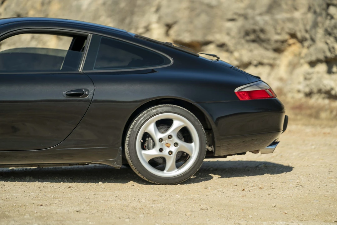 2000 Porsche 996 Carrera - Image 20 of 31