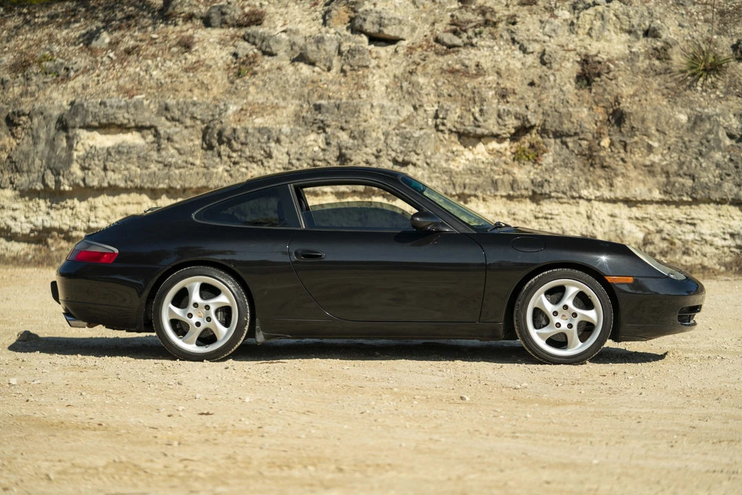 2000 Porsche 996 Carrera - Image 10 of 31