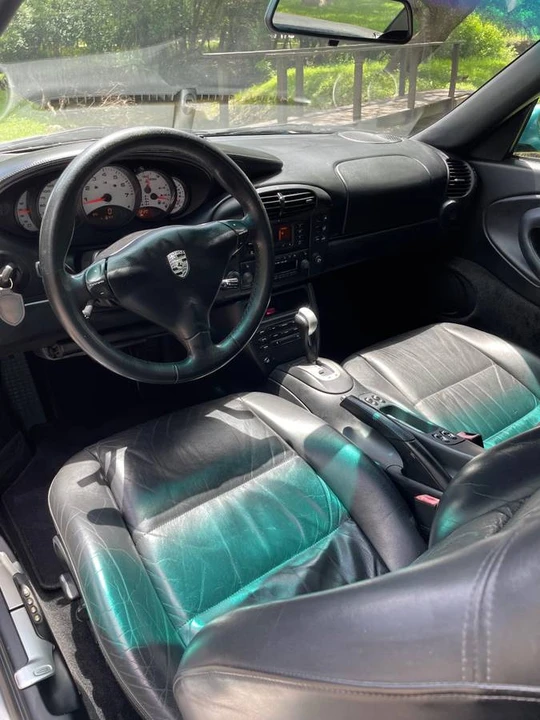 2000 Porsche 996 Carrera 4 - Image 6 of 22