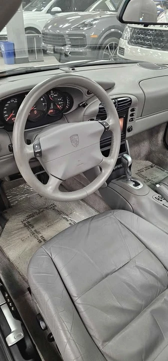 2000 Porsche 996 Carrera - Image 6 of 17