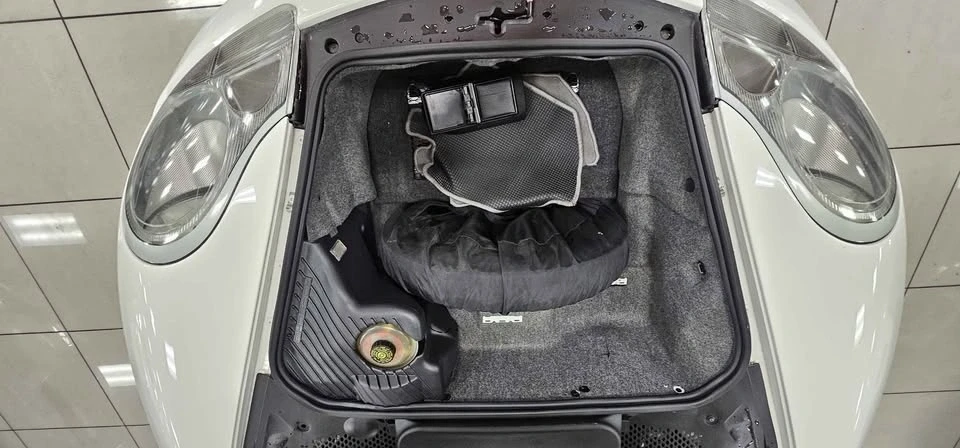 2000 Porsche 996 Carrera - Image 16 of 17