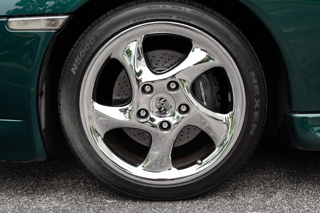 2000 Porsche 996 Carrera - Image 27 of 31