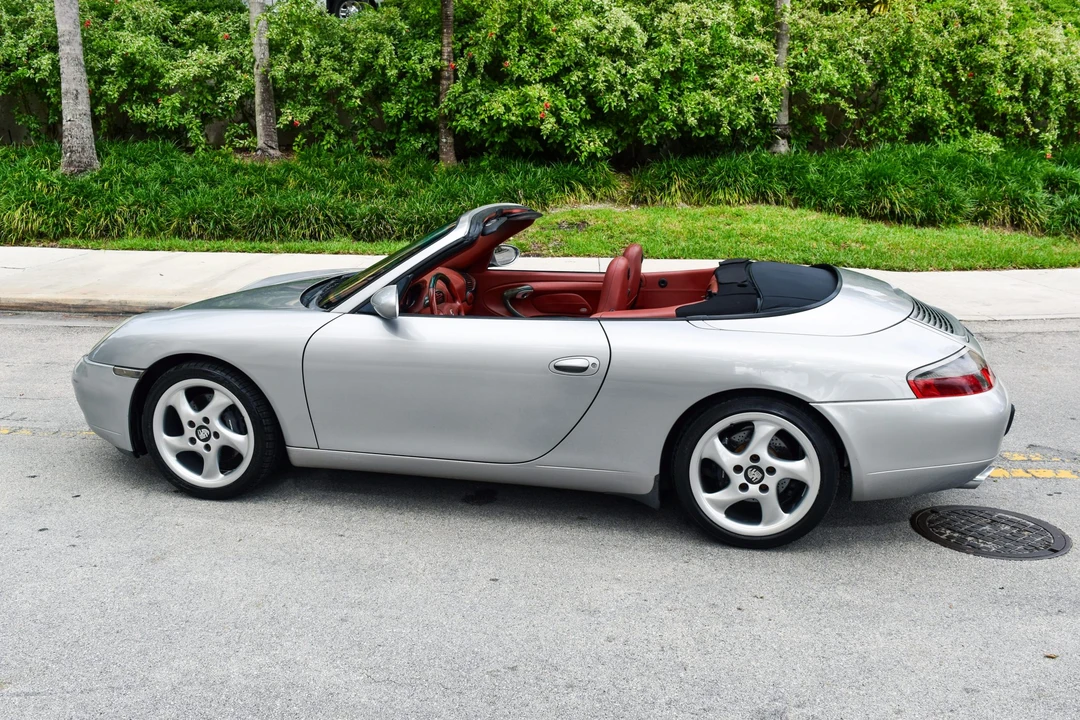 2000 Porsche 996 Carrera - Image 10 of 31