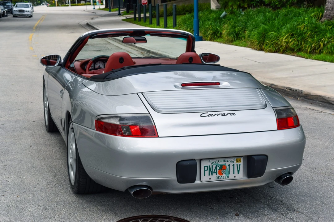 2000 Porsche 996 Carrera - Image 14 of 31