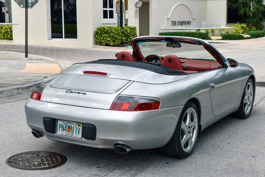 2000 Porsche 996 Carrera - Image 19 of 31