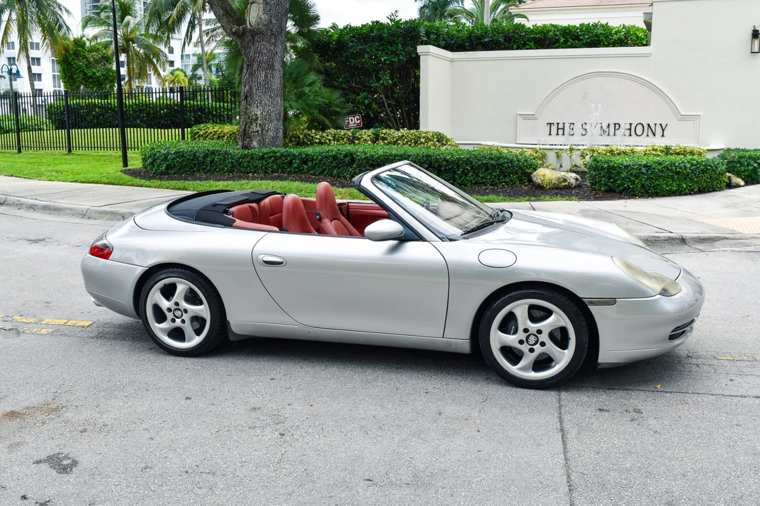 2000 Porsche 996 Carrera - Image 29 of 31
