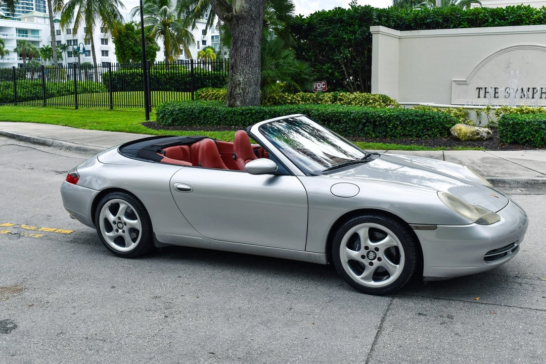 2000 Porsche 996 Carrera - Image 30 of 31
