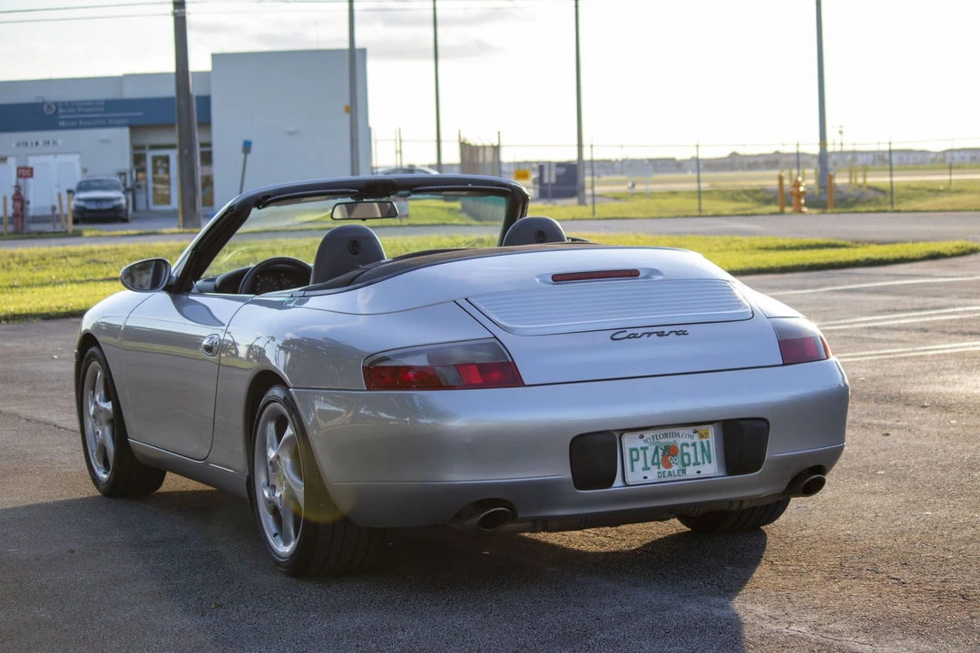 2000 Porsche 996 Carrera - Image 21 of 31