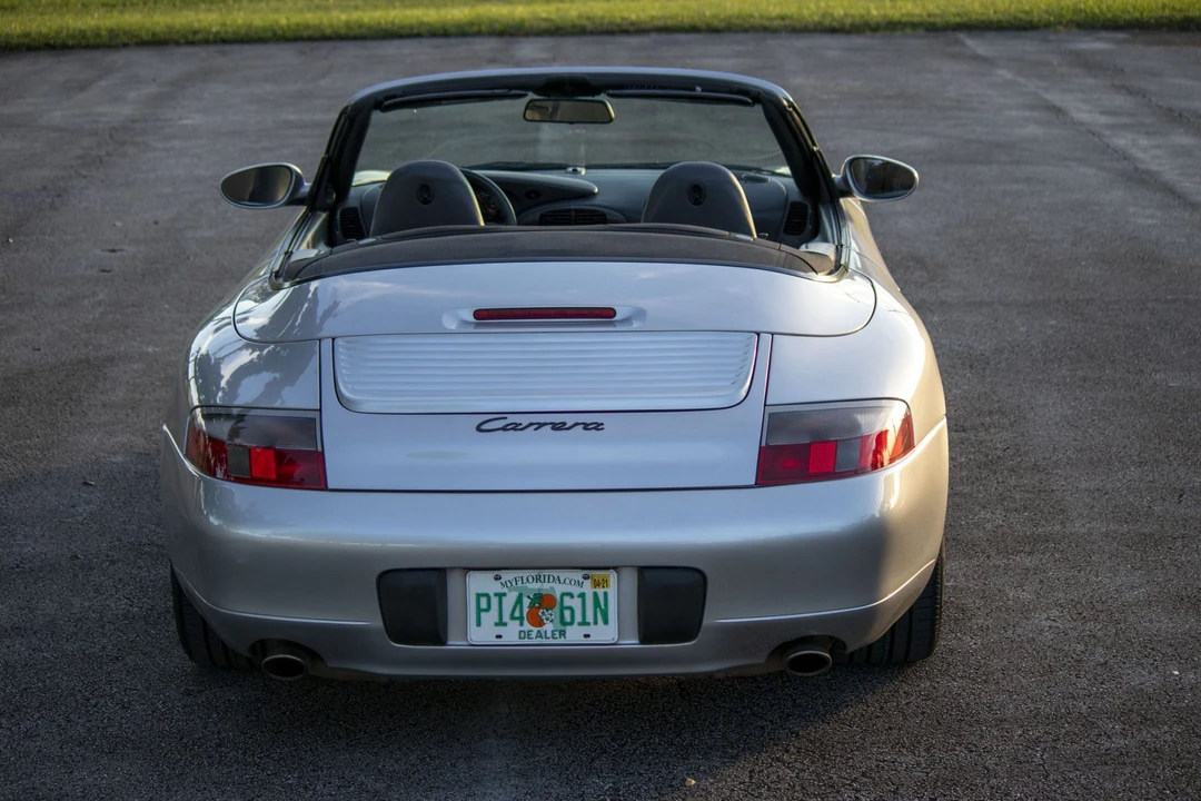 2000 Porsche 996 Carrera - Image 28 of 31