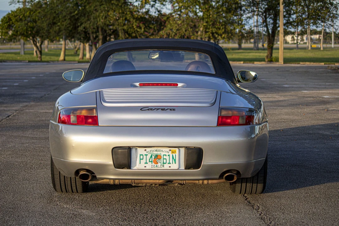 2000 Porsche 996 Carrera - Image 26 of 31