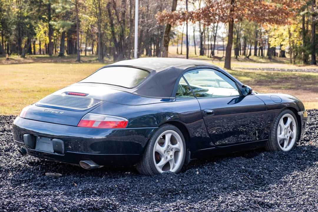 2000 Porsche 996 Carrera - Image 17 of 31