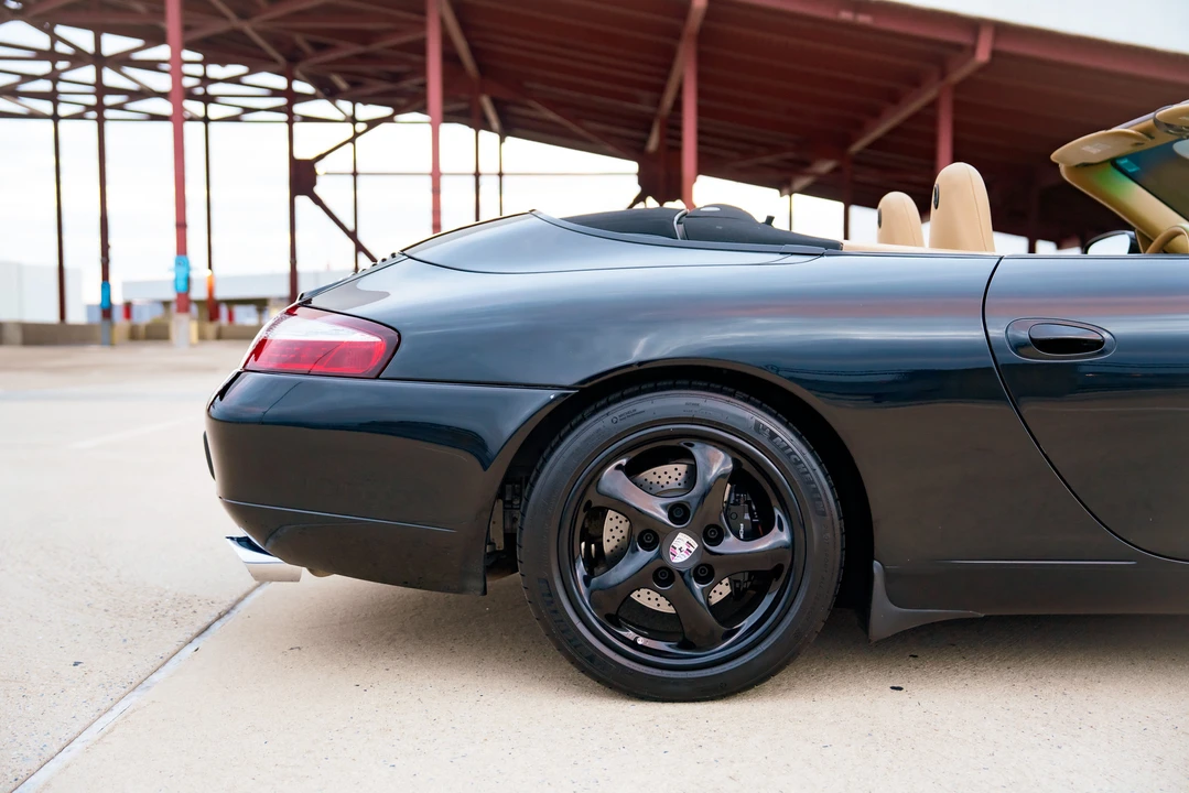 2000 Porsche 996 Carrera - Image 28 of 31