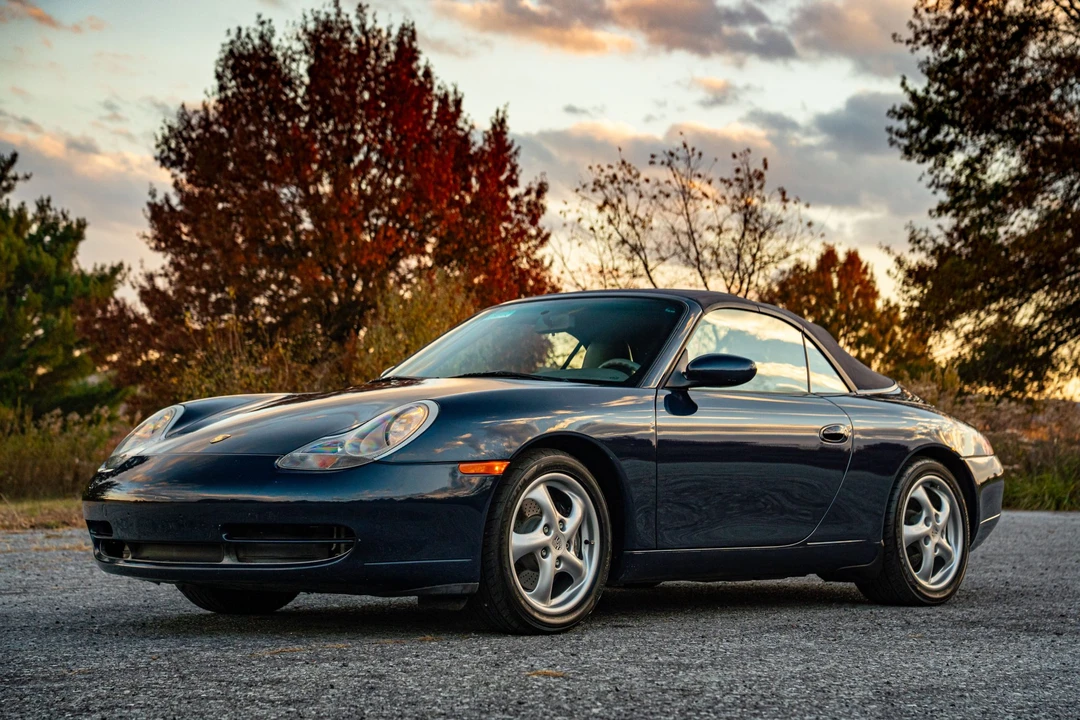 2000 Porsche 996 Carrera - Image 30 of 31